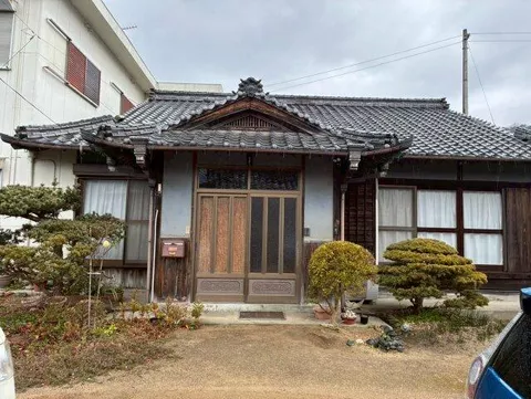 Shikokuchuo-shi, Doi-cho, Kitano (Sekikawa Sta.) 2F 6DK

2F 6DK 3,500,000 yen