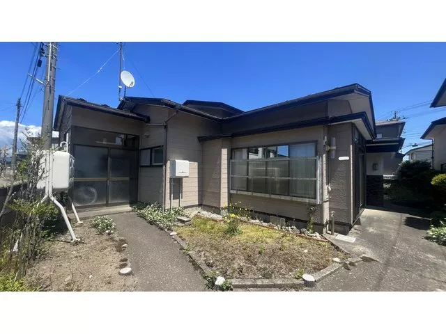 Three supermarkets within a 10-minute walk! A single-story house available for purchase with monthly payments starting from 20,000 yen!
