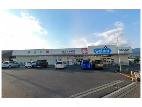 Located in a quiet residential area with a good living environment♪ Parking space for 2 cars available! - Image 3