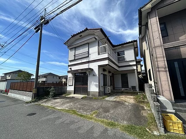 Used single-family home in North Okisus, Tokushima City