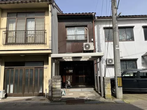 Himi City, Chuo Town (Himi Station), 2-story, 6K