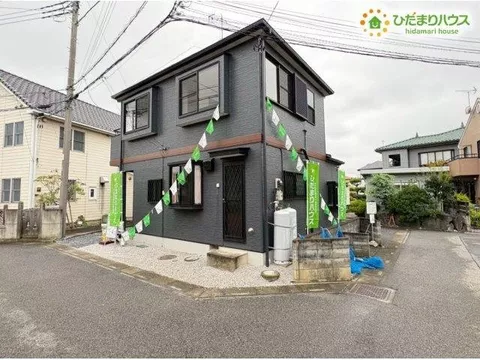Convenient 10-minute walk to the station for commuting and schooling! A kitchen where you can feel close to your family☆