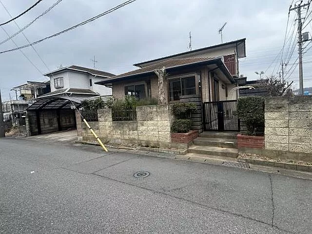 Used single-family home in Oshihori, Togane City - Used house