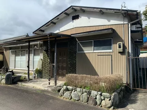 Miyoshi City, Ikawa Town, Nishiikawa (Hashikura Station) Single-story 3LDK