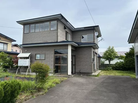 Waki Kamiji Hirazaki Kamidai, Kitaakita City (Takanosu Station) 2-story 5K