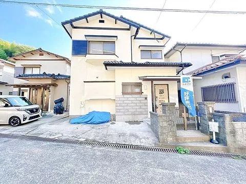 Used single-family home in Narutaki 3-chome, Nagasaki City