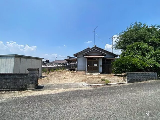 Used single-family home JR Kōtoku Line Itano Station Get off at Kamiban Nakamai 5-minute walk