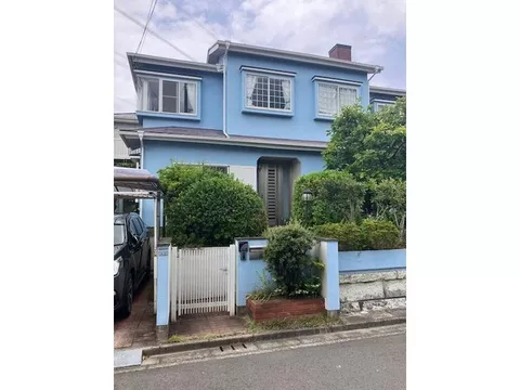 A spacious approximately 60 tsubo lot, a detached house in a tranquil neighborhood.