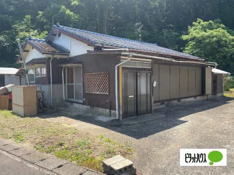 1-story building, 3DK in Kamimachi, Sasebo City (Emure Kamimachi Station)