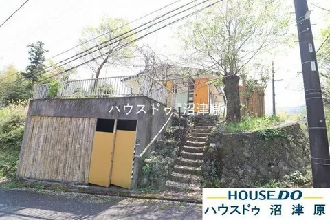 Ito City Usami (Usami Station) Single-story building 2LDK