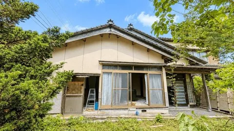 Hakui County, Hodatsushimizu Town, Yamazaki (Hodatsu Station) 2-story 13DK