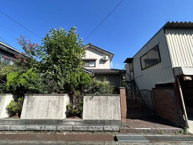 [Open House Held] [Limited Time Current Sale Until 9/30] 2100m to Tsuruga Station (6 minutes by car)