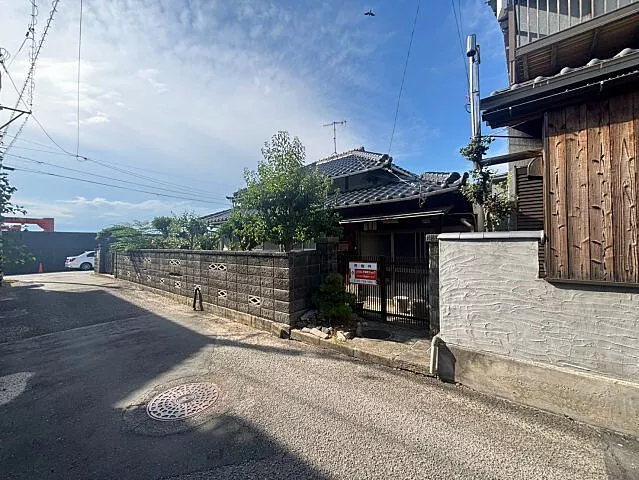 Used single-family home old folk house, Hojo Tsuji