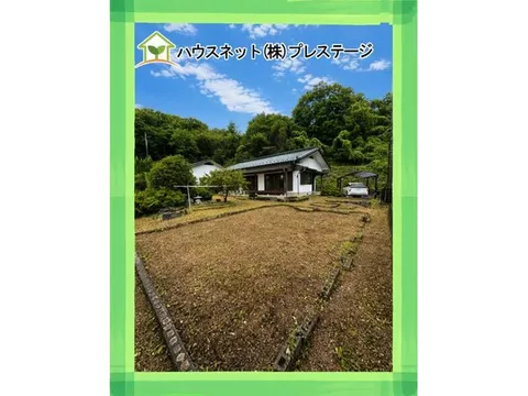 【Ooshin Elementary School, Ooshin Junior High School】 A location where you can feel the rich greenery of the four seasons. Good view!