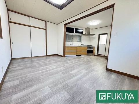 ■Renovation completed in August of the 8th year of Reiwa! ■Good sunlight and ventilation on a corner lot!