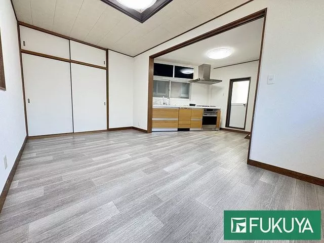 ■Renovation completed in August of the 8th year of Reiwa! ■Good sunlight and ventilation on a corner lot!