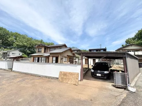 Iwamori (Shiozaki Station) 13.9 million yen