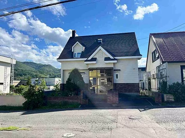 Used single-family home, Otaru City, Hokkaido, Bōyōdai 2-chome 1-7