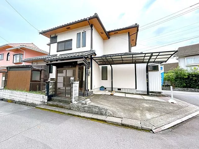 Used single-family home in Tsutsujigaoka 8-chome, Kakamigahara City