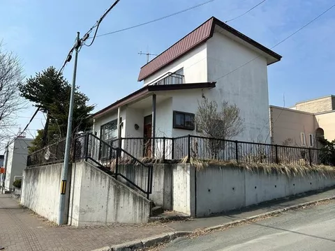 Sanraku Town (Kitami Station) 1.8 million yen
