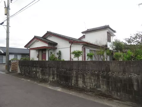 Shibushi City, Shibushi Town, Anraku (Shibushi Station) 2 stories above ground, 1 basement, 5K