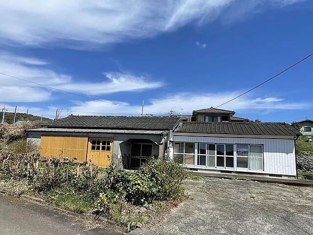 Used single-family home in Tsuno Town, renovated traditional house property
