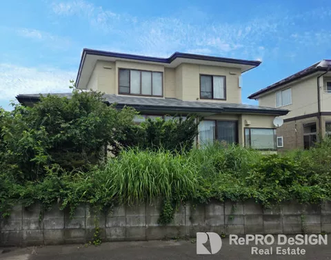 Akita City, Iijima Bunkyo Town (Kami Iijima Station) 2-story building 5DK