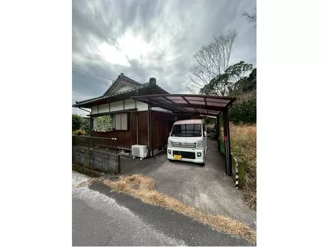 A single-story house with a total floor area of 134.69㎡! Suitable for both residential and investment use.