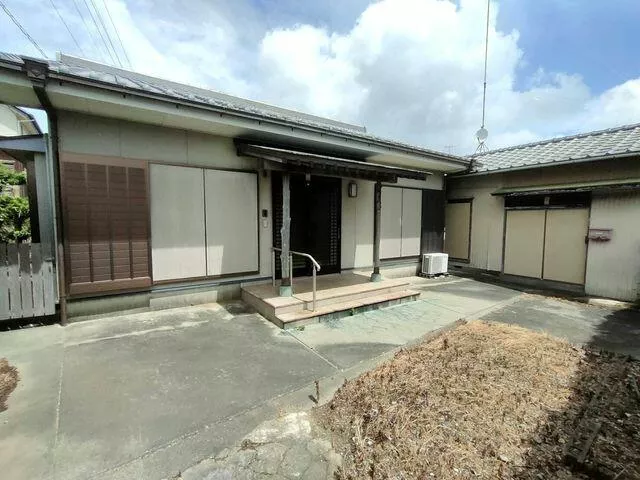 Anan City, Hanoura Town, Miyakura, Hanoura Uchinai (Hanoura Station) Single-story 4LDK