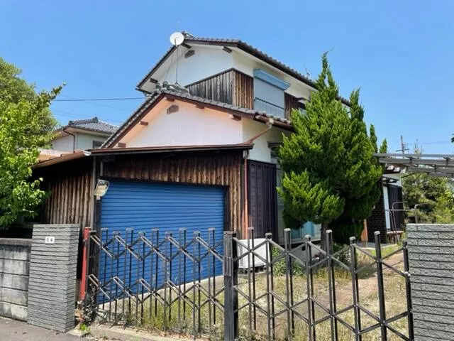 Niihama City, Tano Ue 4-chome (Takahama Station) 2-story 5DK