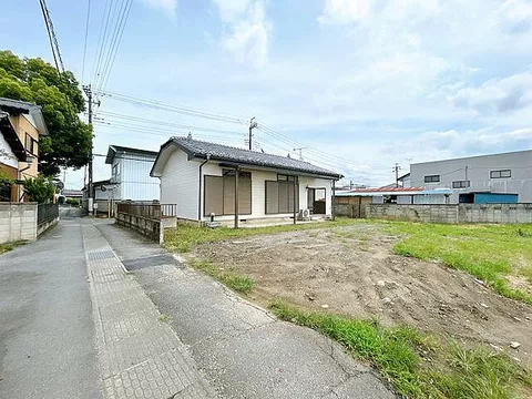 Used single-family home in Tsujioka City, Tateishi