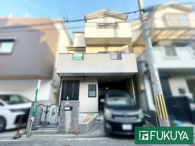 Hirakata City, Taguchi 4-chome (Hirakata City Station) 3-story 4LDK