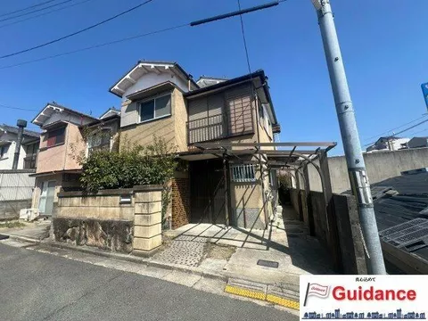 Yamato Takada City, Isonominami Town (Takada City Station) 2-story 6DK