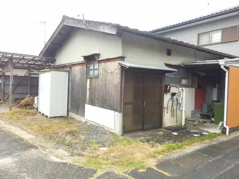 Iwakuni City, Kuga-cho Ayama (Kuga Station) Single-story building 3K