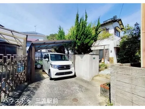●Land area over 81 tsubo●5-minute walk to Koga Higashi Elementary School●We also accept inquiries for renovations