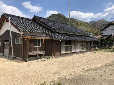 Yamaguchi City, Tokuchi Yasaka Single-story building 5DK