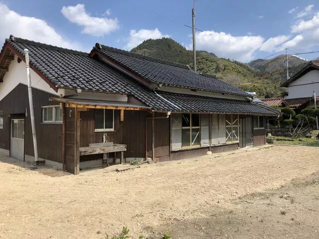 Yamaguchi City, Tokuchi Yasaka Single-story building 5DK