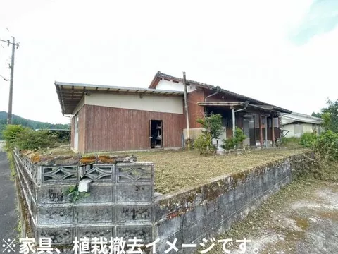 Miyakonojo City, Yamanokuchi Town, Tomiyoshi (Yamanokuchi Station), single-story building, 3K