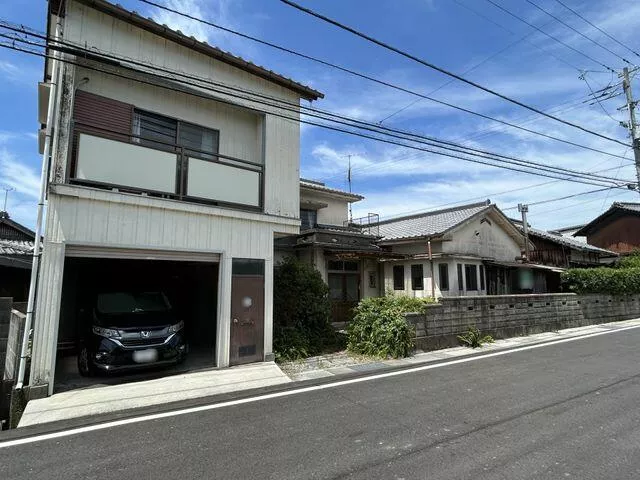 Mitoyo City, Mino Town, Omi (Mino Station) 2-story 12DK
