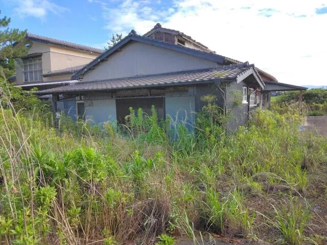 Kijima-gun, Shiraishi Town, Oaza Fukutomi Shitakubun 2-story building 7DK