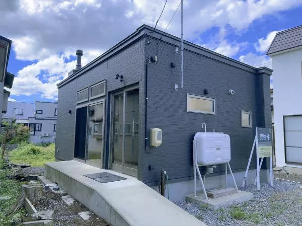Hirosaki City, Oaza Nabekko 2-chome (Nabekko Station) Single-story building 1LDK