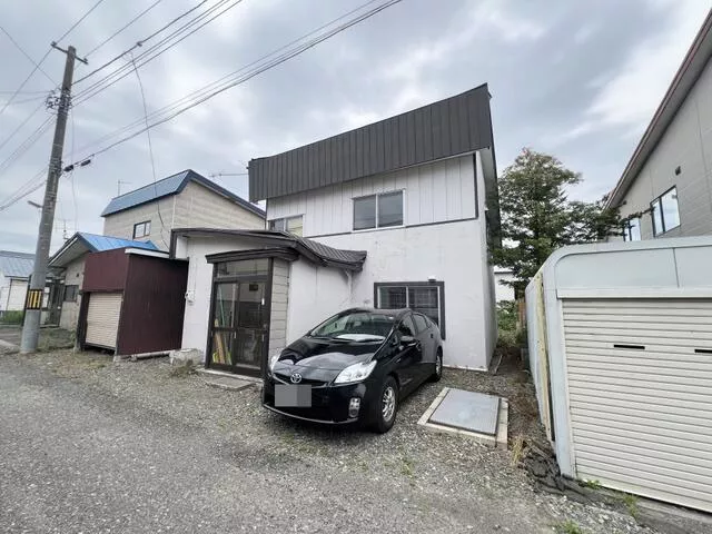 Iwamizawa City, Kitamotocho Higashi 1-chome (Iwamizawa Station) 2-story 5LDK