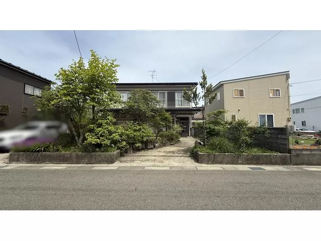 [South-facing, good sunlight] A spacious 5LDK layout, perfect for families