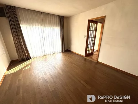■ Constructed by Higashi Nihon House! ■ Parking for 2 cars included! ■ Convenient with warm water washing toilet seat!