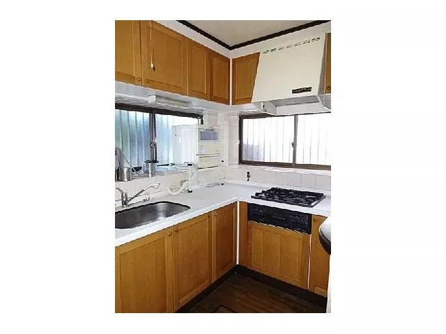 Immediate viewing available! A used house within walking distance of the station for 6.8 million yen!