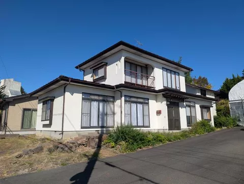 Shiwa District, Shiwa Town, Hizume, Goyama Station (Shiwa Chuo Station), two-story building, 6DK