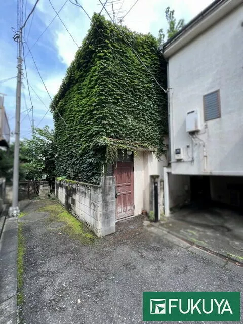 Nerima Ward, Oizumi Town 6-chome (Oizumi Gakuen Station) 2-story building 3DK