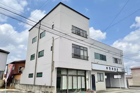 Shirakawa City Sakuramachi 3-story 7DK
