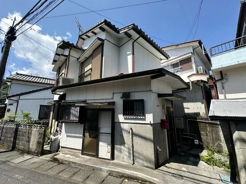 Nishinihon City, Nishimachi 1-chome (Aburatsu Station) 2-story building 3K