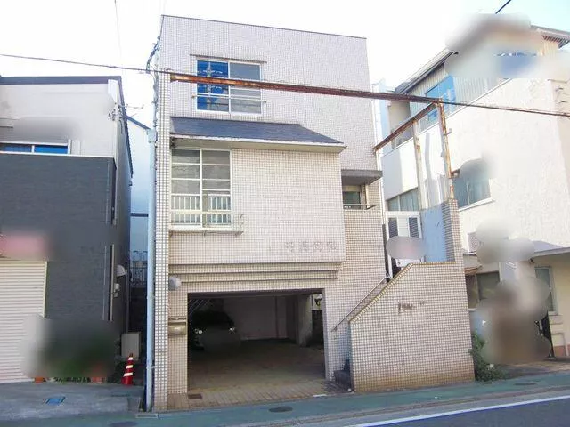 Yahatanishi Ward, Kitakyushu City, Mikamori 3-chome (Mikamori Station) 3-story 3K